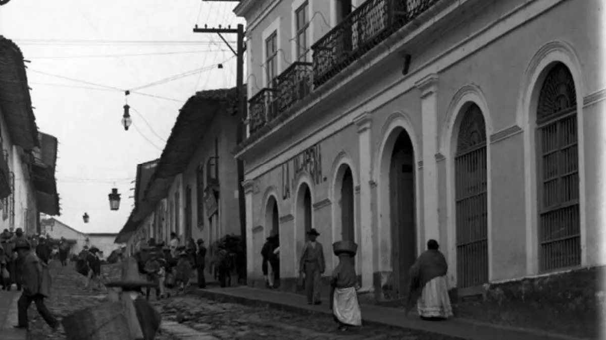 Calle de Xalapaa - Mediateca INAH